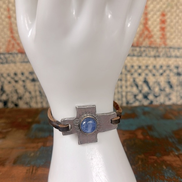 Jes MaHarry “All Creation” unisex bracelet. New in box. - Picture 3 of 11